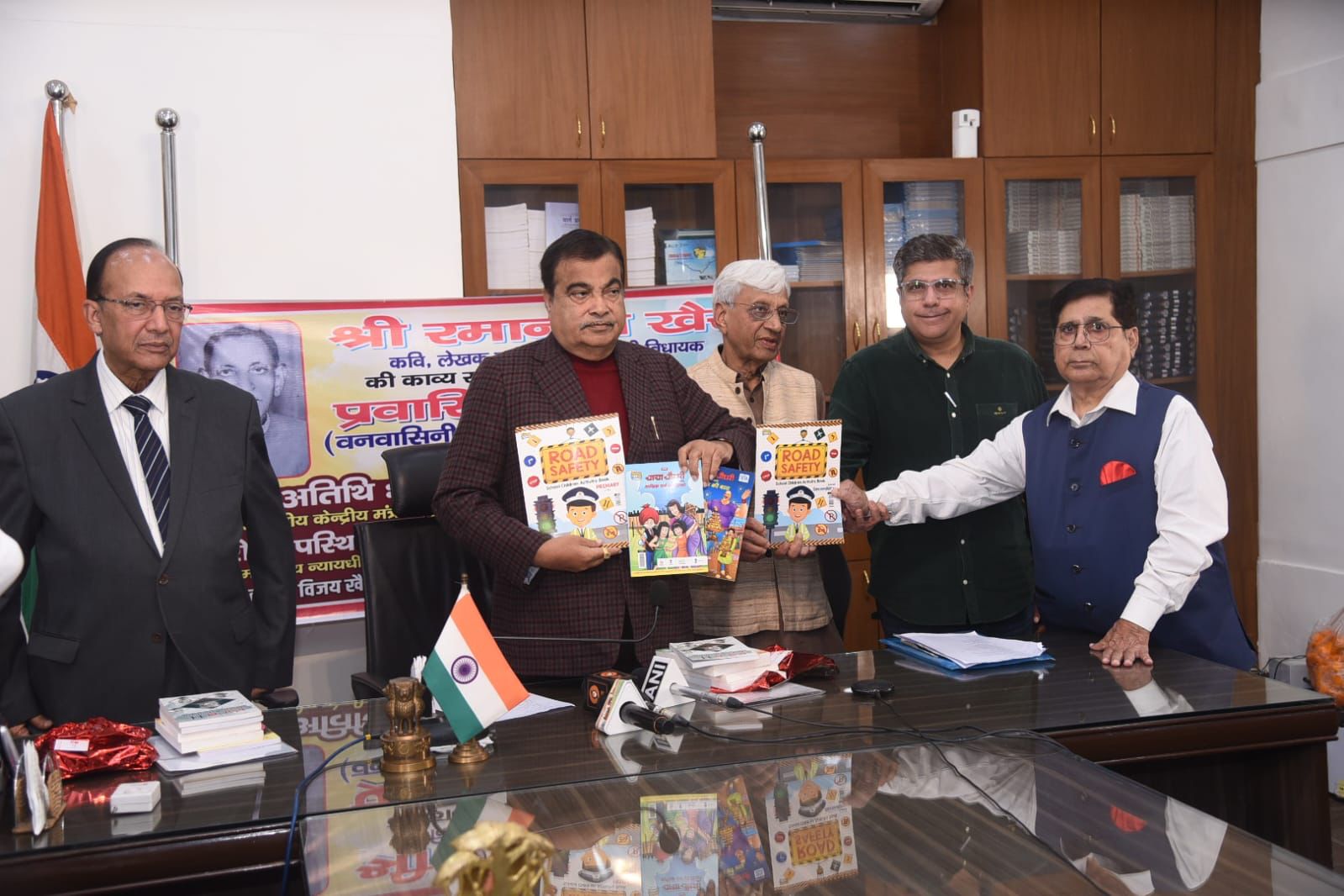 Nitin Gadkari Praises Diamond Toons' Innovative Activity Book on Road Safety